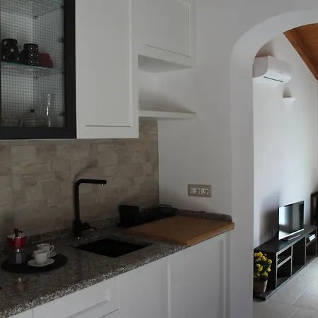 Casa Delle Rondini 펜션 *