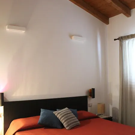 Casa Delle Rondini Дом отдыха